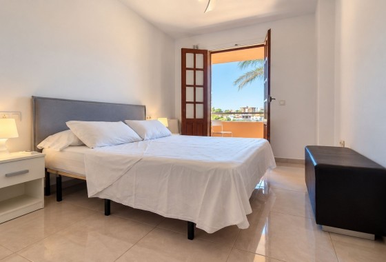 Wiederverkauf - Wohnung / Apartment -
Orihuela Costa
