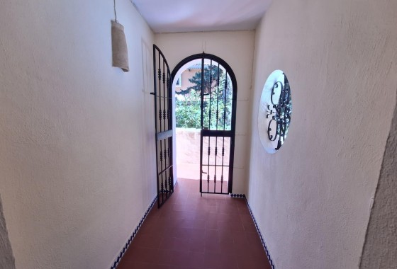 Venta - Apartamento / Piso -
Torrevieja