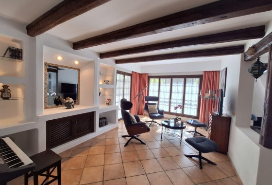 Venta - Apartamento / Piso -
Torrevieja