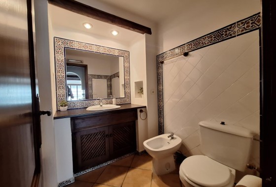 Venta - Apartamento / Piso -
Torrevieja