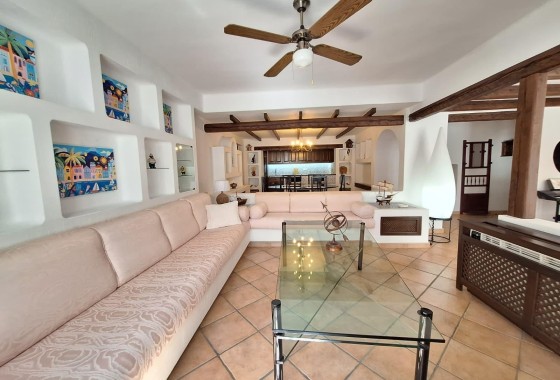 Venta - Apartamento / Piso -
Torrevieja