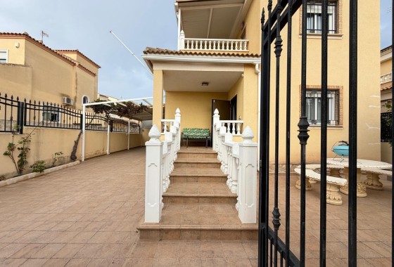 Revente - Villa Individuelle -
Orihuela Costa - Lomas De Don Juan
