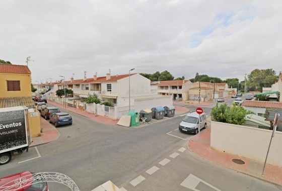 Wiederverkauf - Reihenhaus -
Torrevieja - Playa de los Naufragos