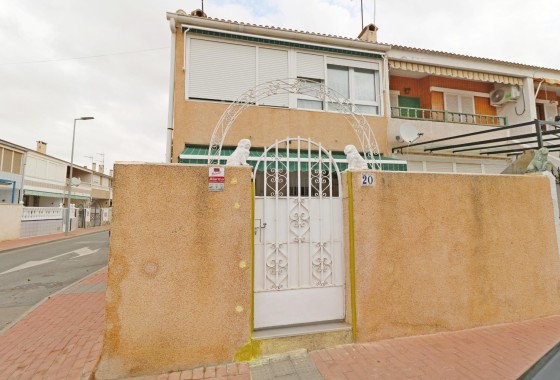 Wiederverkauf - Reihenhaus -
Torrevieja - Playa de los Naufragos