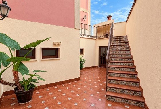 Wiederverkauf - Reihenhaus -
San Miguel de Salinas