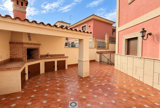 Wiederverkauf - Reihenhaus -
San Miguel de Salinas