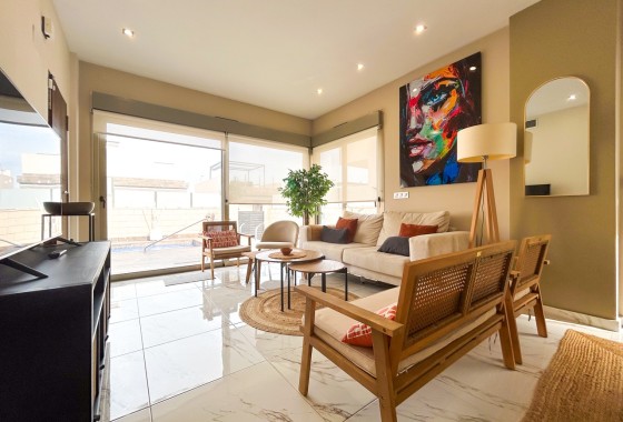 Venta - Chalet Independiente -
Villamartín