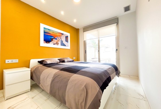 Venta - Chalet Independiente -
Villamartín