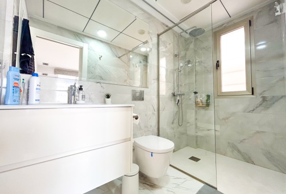 Venta - Chalet Independiente -
Villamartín