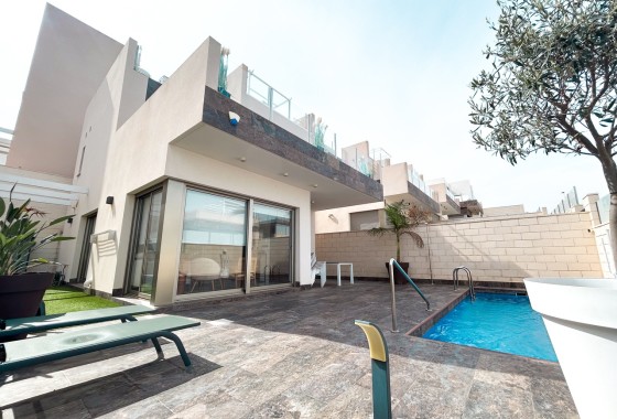 Venta - Chalet Independiente -
Villamartín