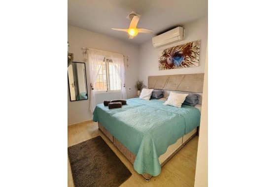 Revente - Appartement -
Orihuela Costa