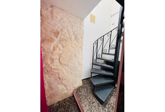 Revente - Appartement -
Orihuela Costa