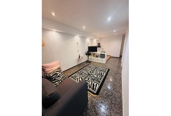 Revente - Appartement -
Orihuela Costa