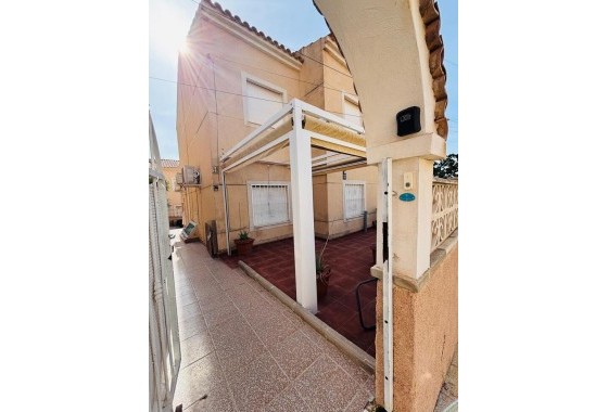 Revente - Appartement -
Orihuela Costa