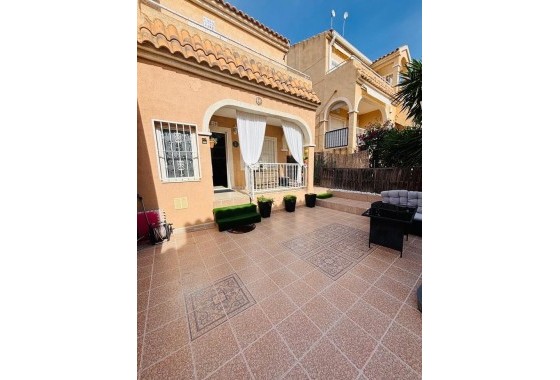 Revente - Appartement -
Orihuela Costa