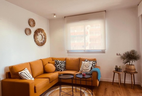Venta - Apartamento / Piso -
Torrevieja - La Mata