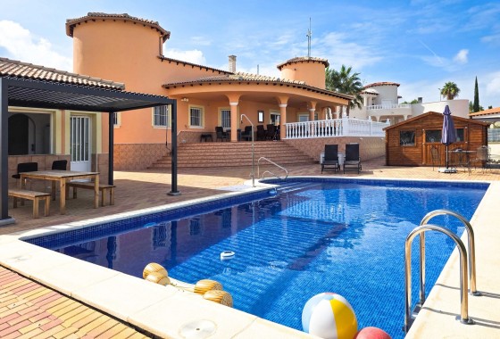 Venta - Chalet Independiente -
Campos Del Rio