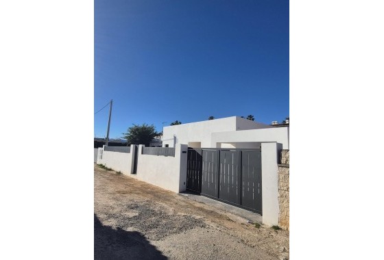 Sprzedaż - Willa wolnostojąca -
Denia - Dénia
