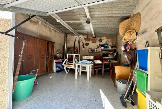 Venta - Chalet Independiente -
Yecla