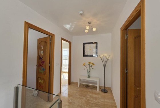 Venta - Chalet Independiente -
Pinoso
