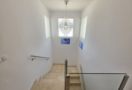 Venta - Chalet Independiente -
Pinoso