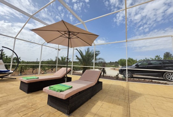 Venta - Chalet Independiente -
Pinoso