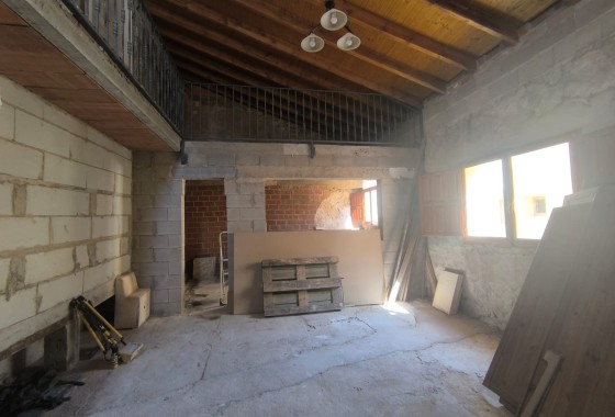 Venta - Chalet Independiente -
Chinorlet
