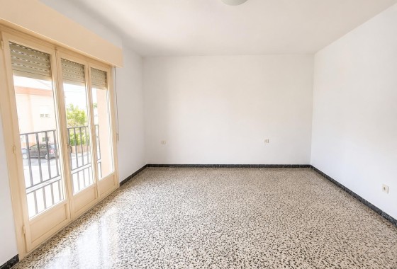 Revente - Maison de ville -
Pinoso