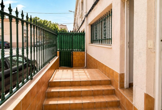 Revente - Maison de ville -
Pinoso