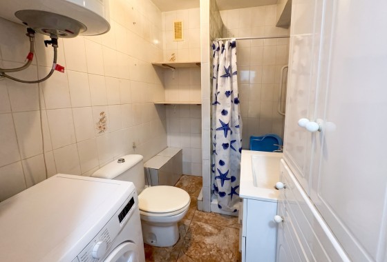 Sprzedaż - Apartament / Mieszkanie -
Torrevieja