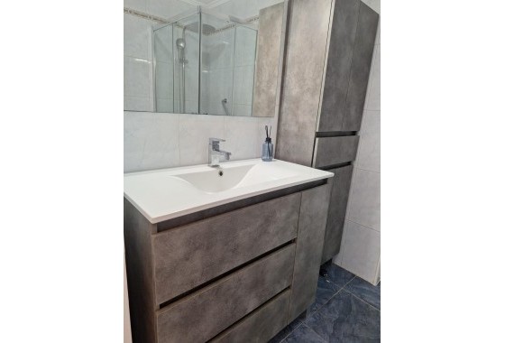 Resale - Apartment / Flat -
Torrevieja - Nueva Torrevieja