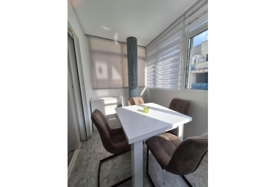 Resale - Apartment / Flat -
Torrevieja - Nueva Torrevieja