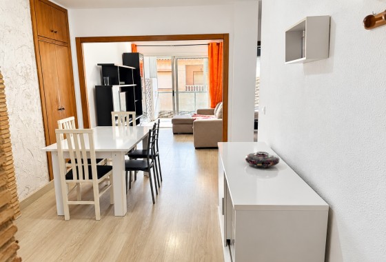 Sprzedaż - Apartament / Mieszkanie -
Torrevieja - Playa de los Naufragos