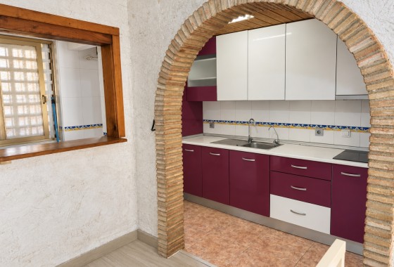 Sprzedaż - Apartament / Mieszkanie -
Torrevieja - Playa de los Naufragos