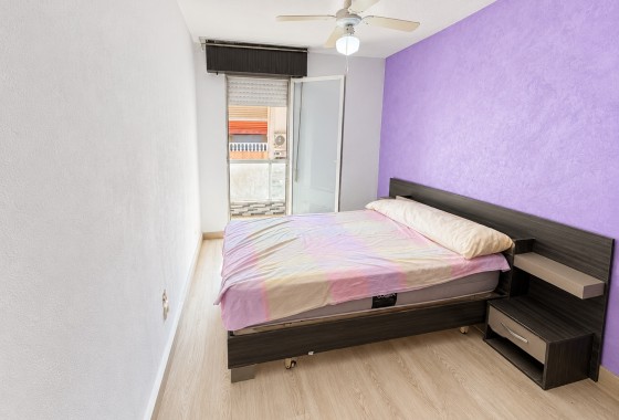 Sprzedaż - Apartament / Mieszkanie -
Torrevieja - Playa de los Naufragos