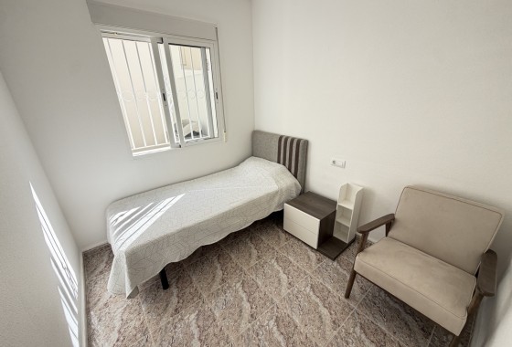 Venta - Adosado -
Villamartín