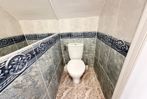 Venta - Adosado -
Villamartín