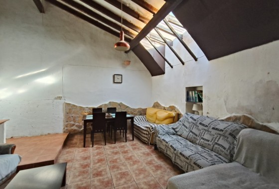 Sprzedaż - Finca / Dom wiejski -
La Romana - Alcaña