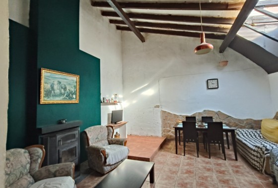Sprzedaż - Finca / Dom wiejski -
La Romana - Alcaña