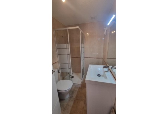 Wiederverkauf - Wohnung / Apartment -
Torrevieja - Torreblanca