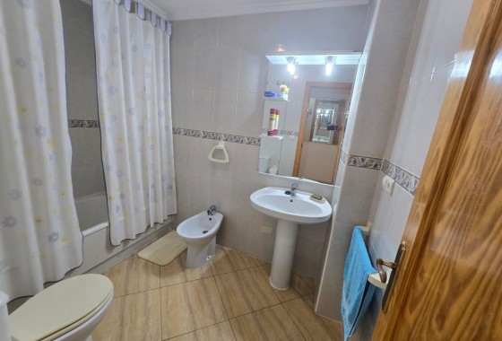 Wiederverkauf - Wohnung / Apartment -
Torrevieja - Playa del Cura