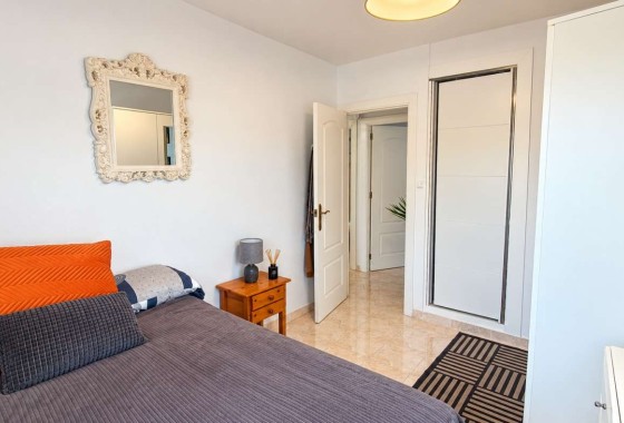 Venta - Apartamento / Piso -
Orihuela Costa - La Florida
