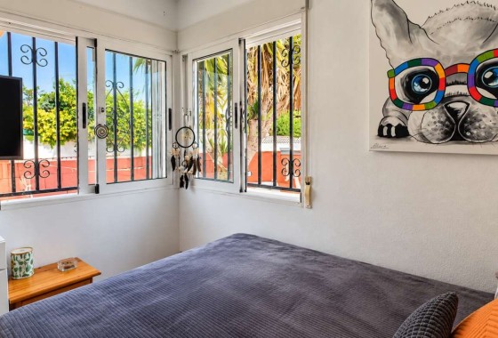 Venta - Apartamento / Piso -
Orihuela Costa - La Florida