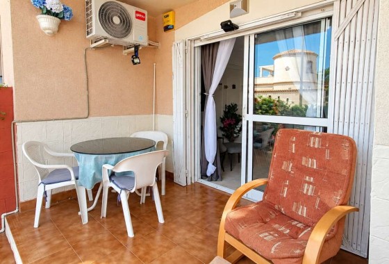 Venta - Apartamento / Piso -
Orihuela Costa - La Florida