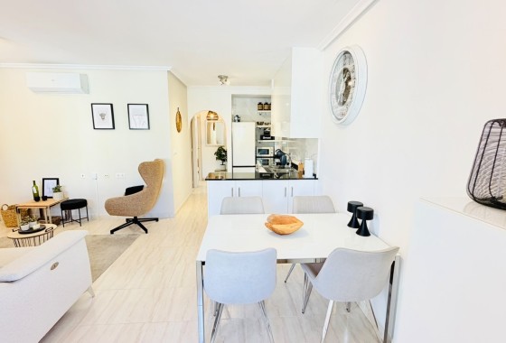 Herverkoop - Halfvrijstaande villa -
Daya Vieja