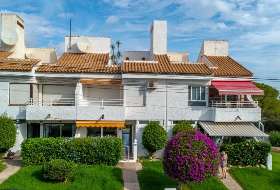 Sprzedaż - Apartament / Mieszkanie -
Orihuela Costa - Villamartín