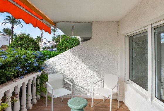 Sprzedaż - Apartament / Mieszkanie -
Orihuela Costa - Villamartín