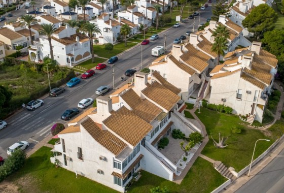 Sprzedaż - Apartament / Mieszkanie -
Orihuela Costa - Villamartín
