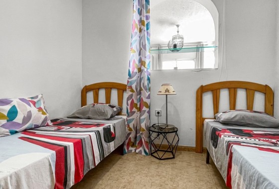 Sprzedaż - Apartament / Mieszkanie -
Torrevieja - La Siesta