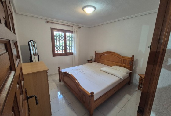 Sprzedaż - Apartament / Mieszkanie -
Torrevieja - Torrejón